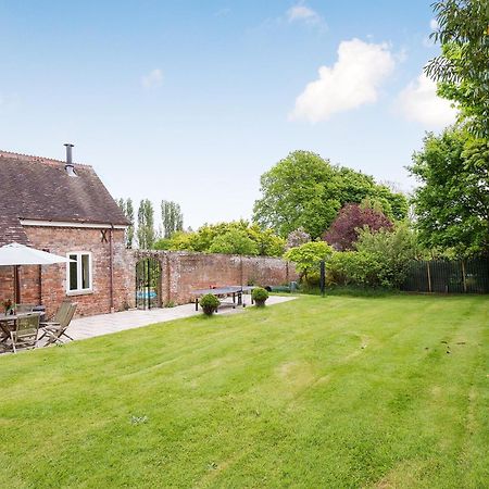 Coach House Villa Wareham Ngoại thất bức ảnh